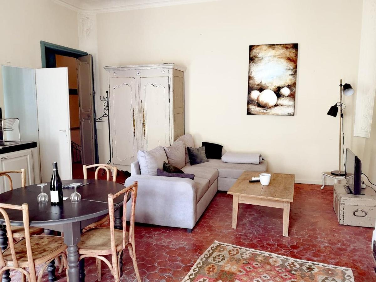 Ancienne Maison De Maitres Lourmarin Dış mekan fotoğraf