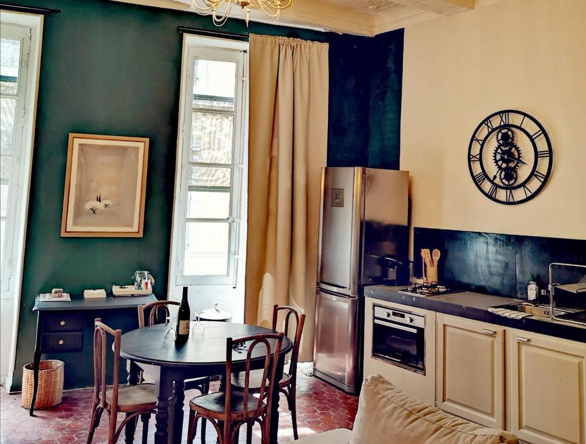 Ancienne Maison De Maitres Lourmarin Dış mekan fotoğraf
